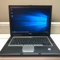 DELL laptop 15 inch Like new!!