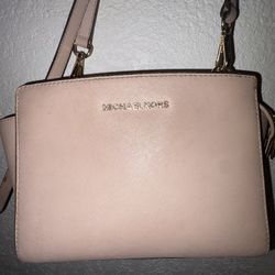 Micheal Kors Purse (need Gone)