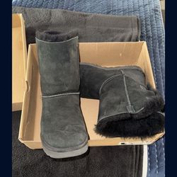 UGG boots size 9