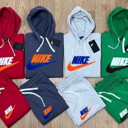Nike Fleece Sets
