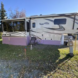 2021 Grand Design Solitude 310gk-R