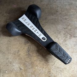 Razor® Sole Skate™ - White 4.3 (8) Brand: Razor The soul of a skater. The ride of your life! The Sole Skate is perfect for your mobile, lifestyle