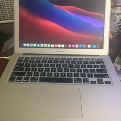 Apple MacBook Air 13.3"