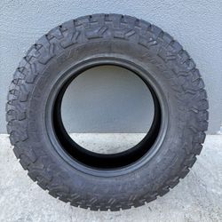 TOYO 265/70R17 OPEN COUNTRY R/T TRAIL TIRE
