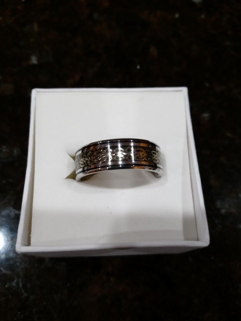 NWT Men's Titanium & 18K White Gold Ring