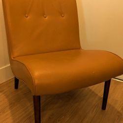 Living Room Chair With Or Without Pillow