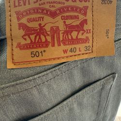 Levi 501 Gray Size 40x32