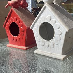 Bird Houses Hanging With A Chain SOLAR POWER!!