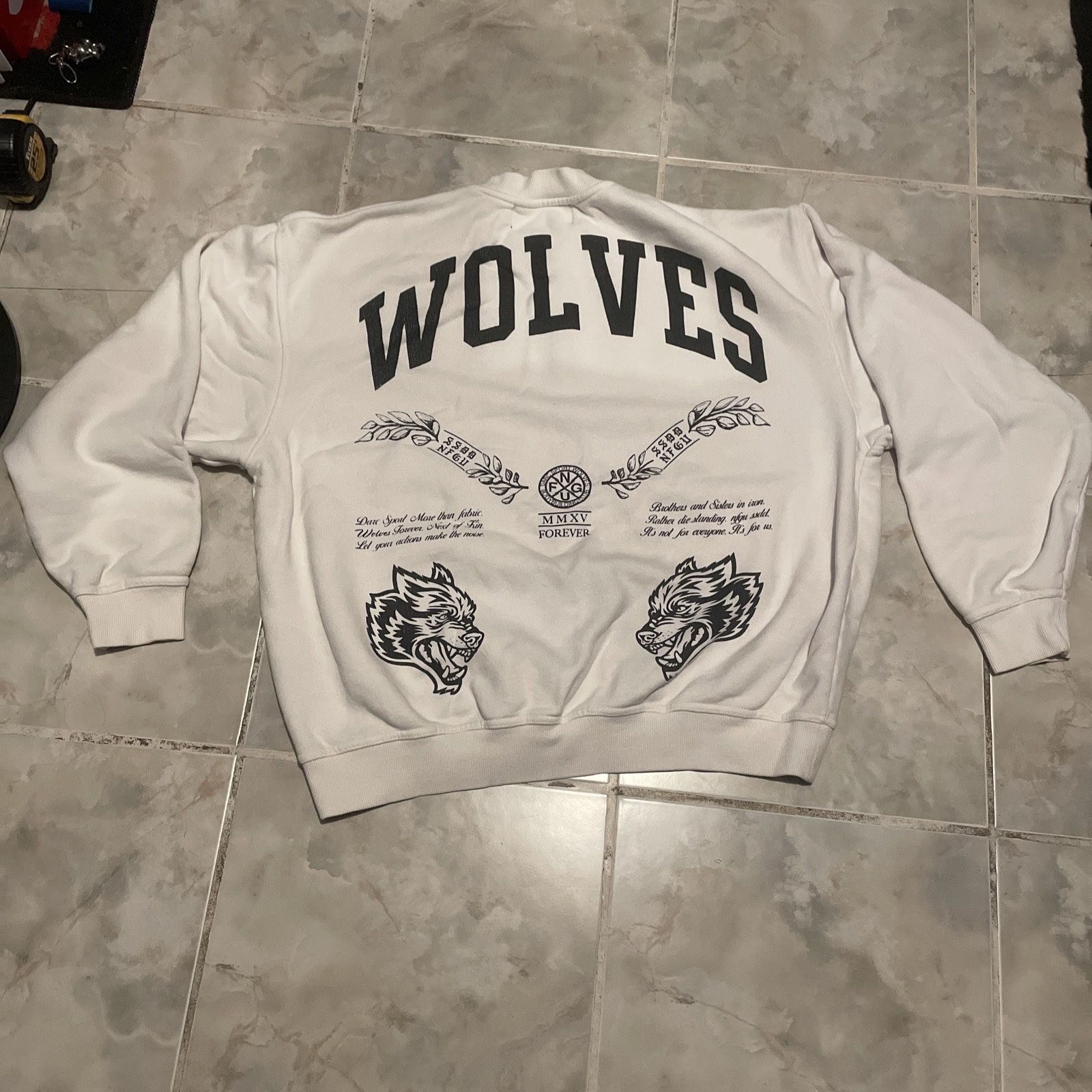 Darc Sport Wolves Club Sweatshirt Rather Die Standing Crewneck Paint Splatter L