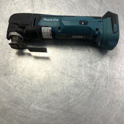 96091 Makita XMT03 Cordless Multi Tool 587273