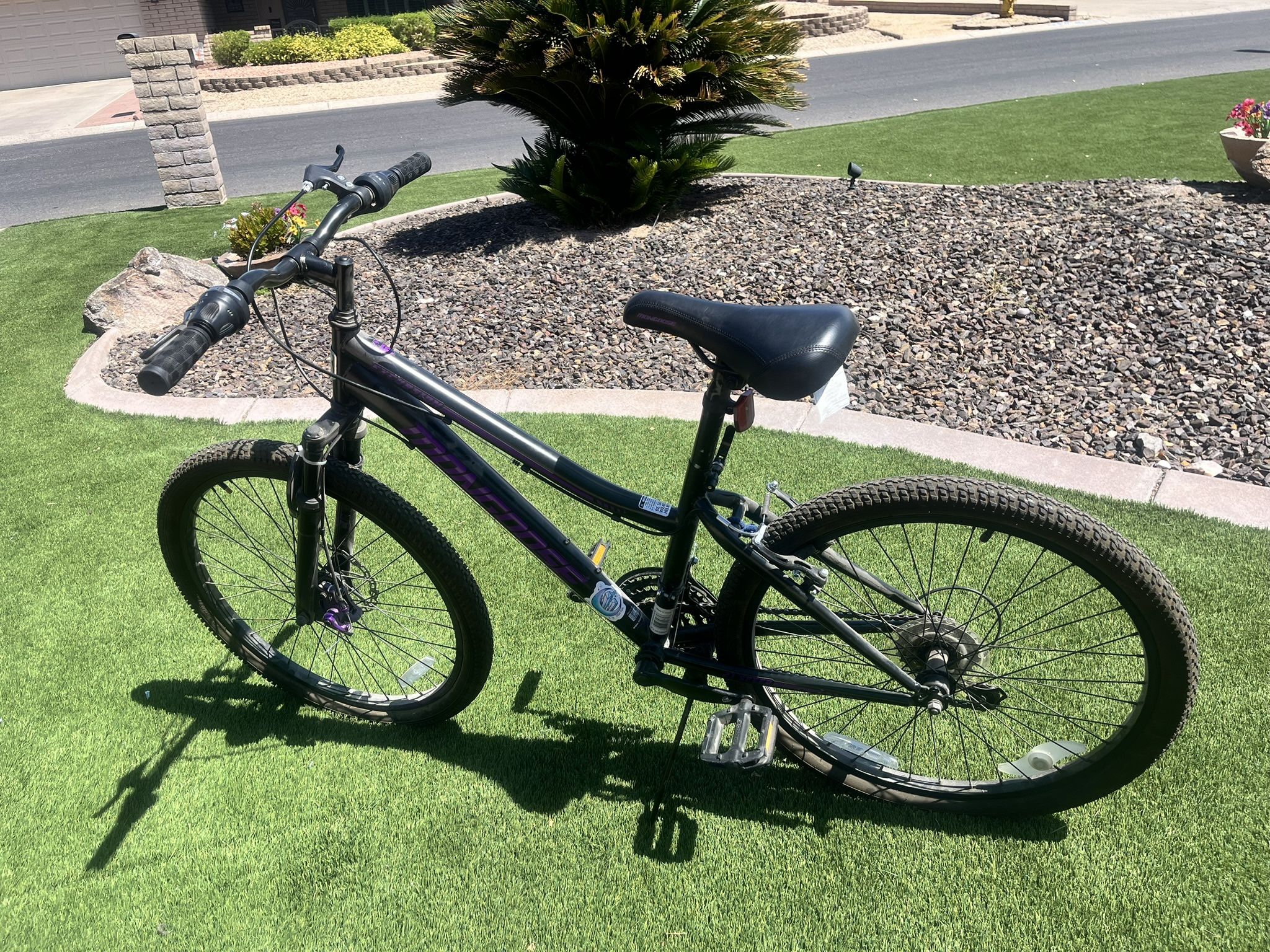 Mongoose 24β Bike π²