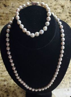 SELL ASAP ☆ BRAND NEW  ☆ Authentic ☆ Japanese Blue Akoya Cultured Saltwater Pearls