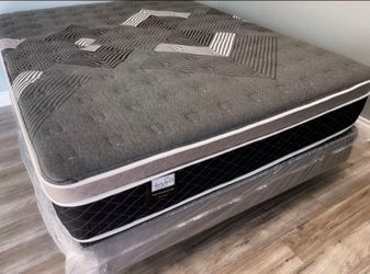 King Oasis Thermal Comfort Europillow Top 12inch Matres!!
