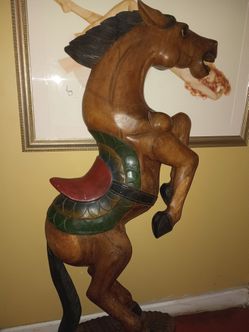 Horse statue