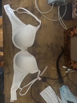 BRAND NEW Victoria Secret Bra 