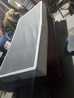 XL box spring