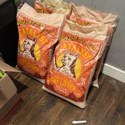 4 Brand New 20 Pound Bags Of Catalyst Cat Litter Soft Wood Kitty Litter