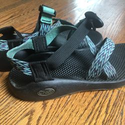 Chaco Women's & Kavu Bag BOTH $ 80