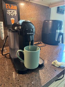 Nespresso Vertuo BNV220 Coffee Espresso by Breville