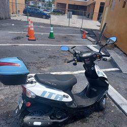 Gas Scooter 50cc 