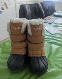 Cat & Jack Kids Boots Size 10 