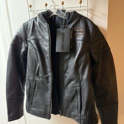 Women's Harley Davidson Leather Riding Jacket - M