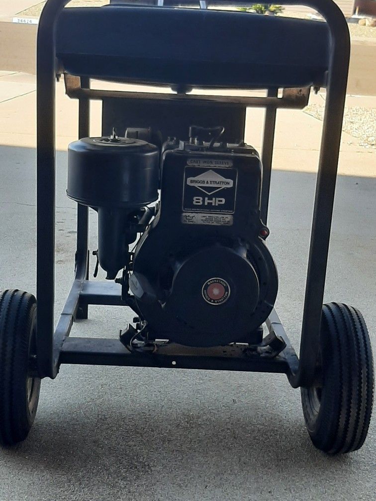 Briggs / Dayton Generator for Sale in Menifee, CA - OfferUp