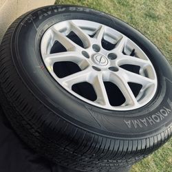Chrysler Wheels And Tires 