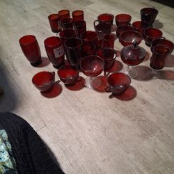 Mismatched Cavalier Rub Red