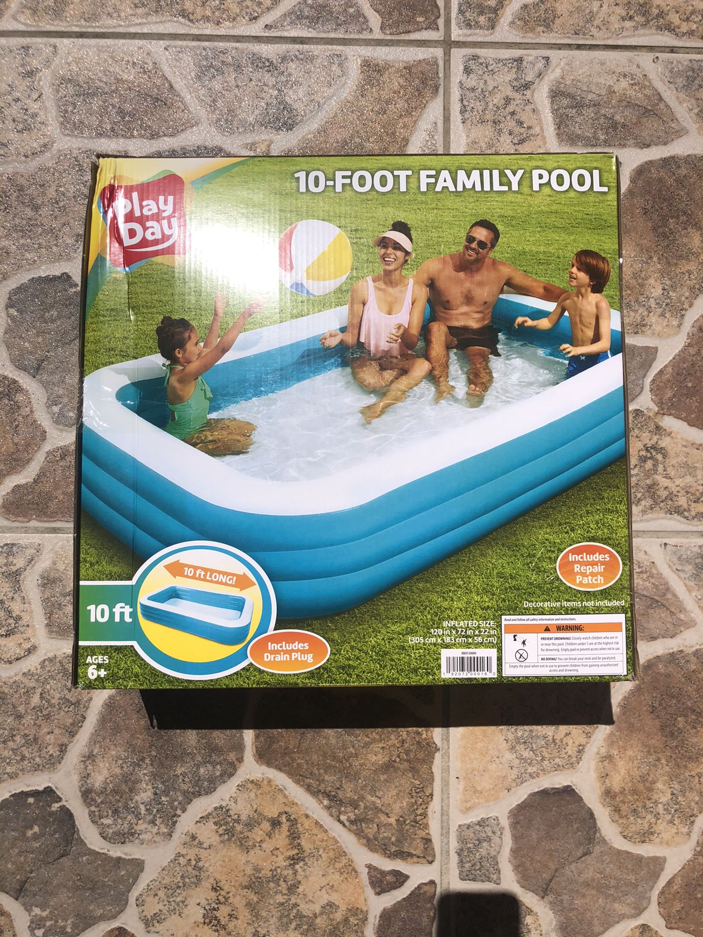 PlayDay 10 Foot Family Inflatable Pool