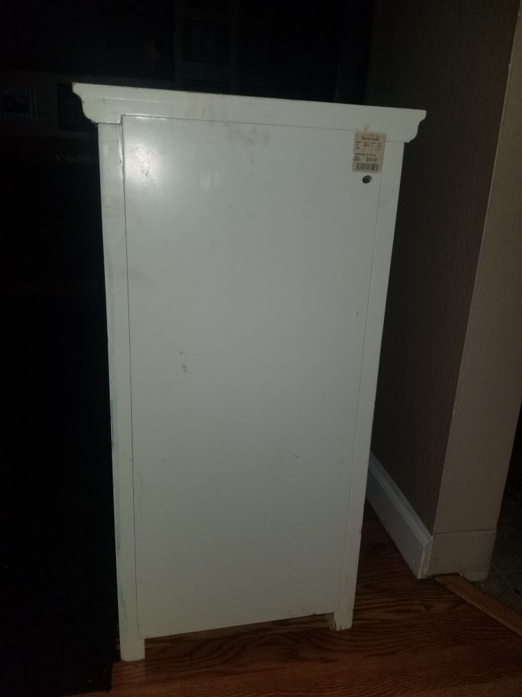 Homegoods Painted ThreeShelf Bookcase for Sale in Artesia, CA OfferUp