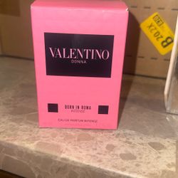 Valentino Born In Roma Intense 