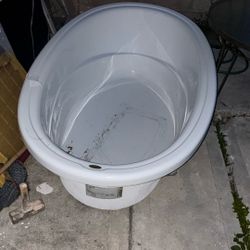 Tub