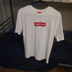 Supreme White Shirt 
