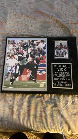Michael Vick Signed Photo Plaque Atlanta Falcons