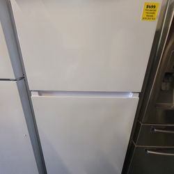 Refrigerator Mora