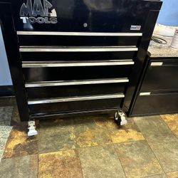 Mac. Tool Box Cart  Model UC3720SLF-BK
