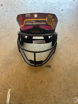Softball fielder’s mask