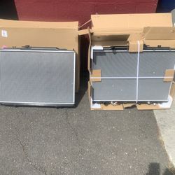 Acura MDX 2004 2 Radiators And Left Front Driver Side Mirror