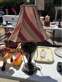 Table lamp