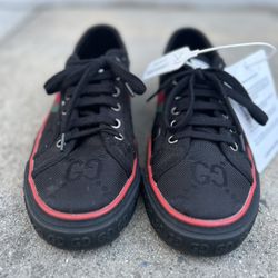 Gucci Off The Grid 1977 size 8.5/9