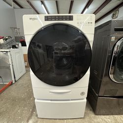 Whirlpool Ventless All In One Washer/Dryer Combo w. Pedestal