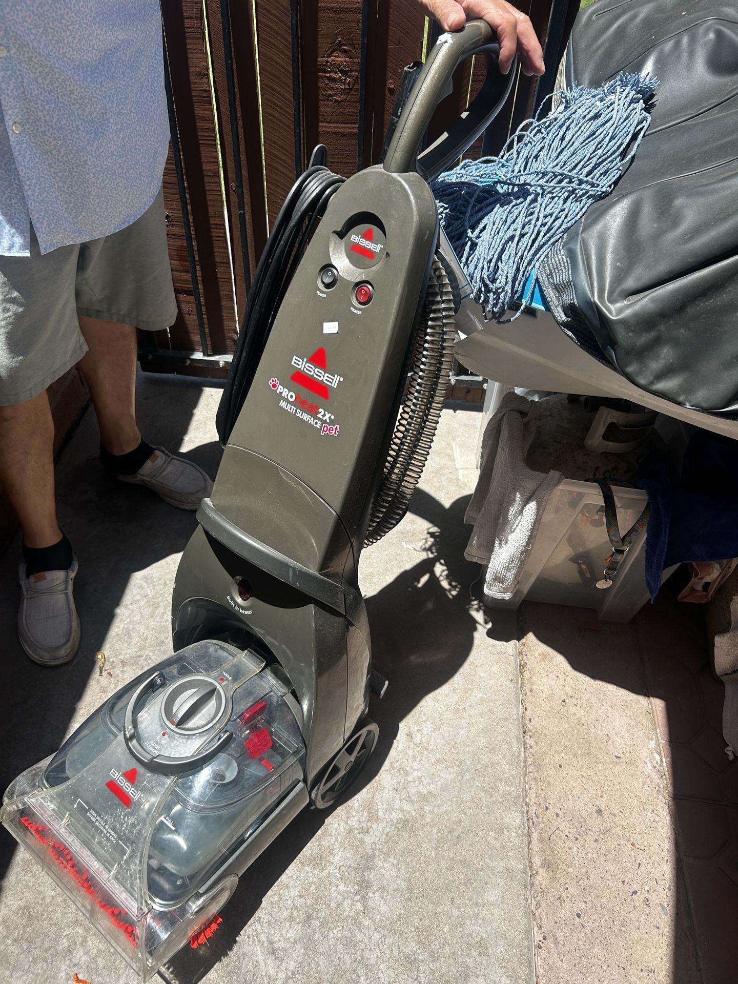 bissell proheat 2x multi surface pet upright