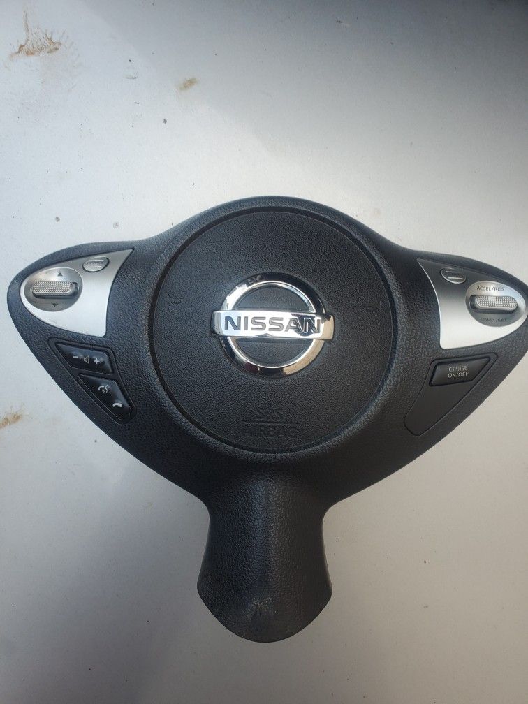NISSAN JUKE DRIVER SIDE 2011-2012-2013-2014-2015-2016-2017