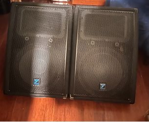 Pair of Yorkville YX12M Speakers