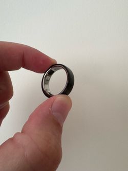 Oura Ring 5 Stealth Size 8