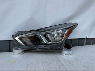 NISSAN VERSA 2020-2021-2022-2023-2024- Headlight headlamp left driver side LH used original OEM