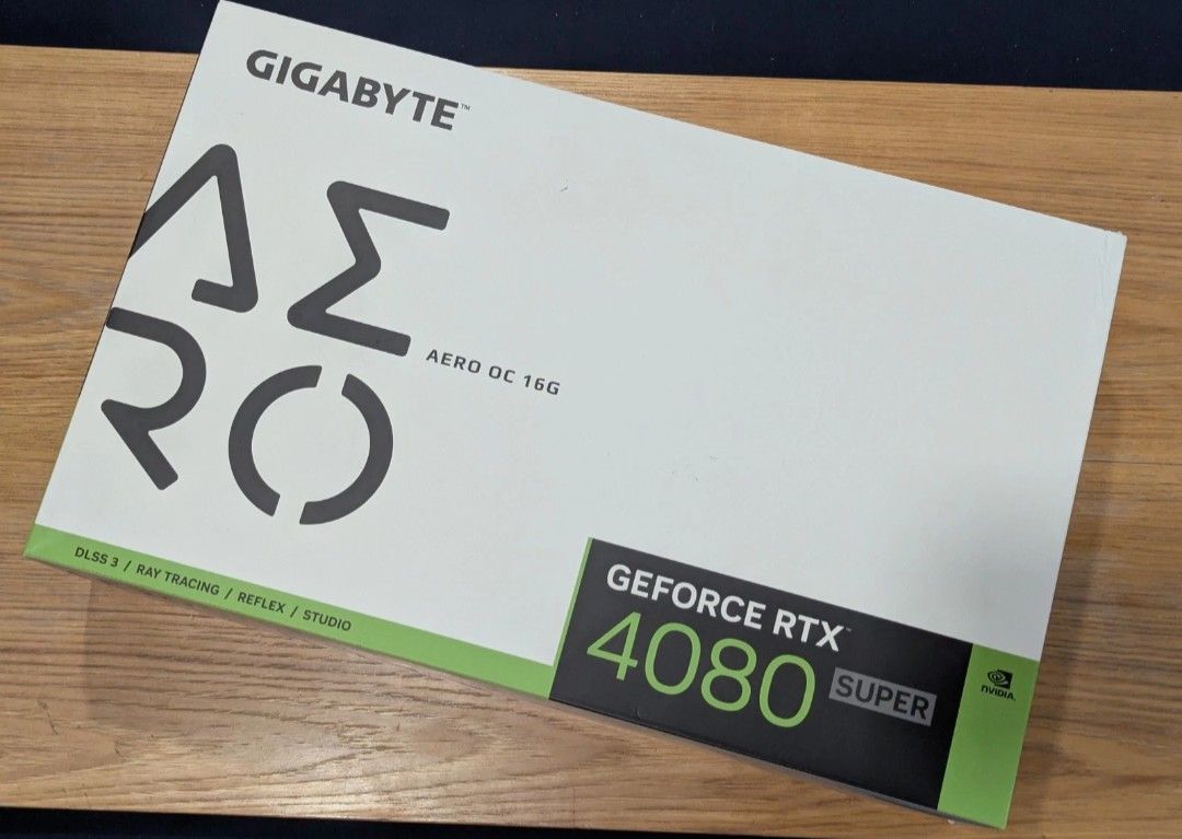Gigabyte GeForce RTX 4080 Super AERO OC White Edition 16GB Graphics Card