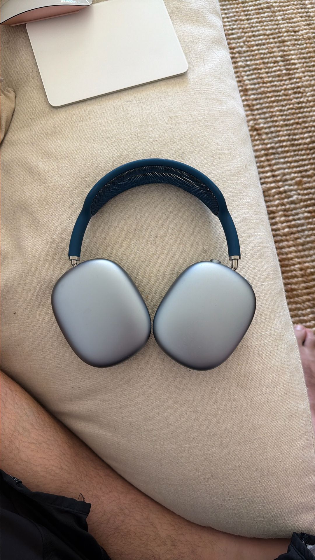 AirPod Max 1st gen