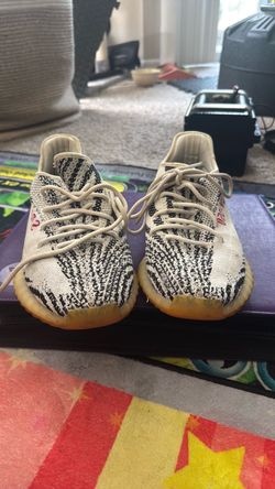 Adidas Yeezy Boost 350 V2 Zebra